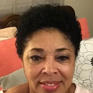 Meet your Posher, Carolyn